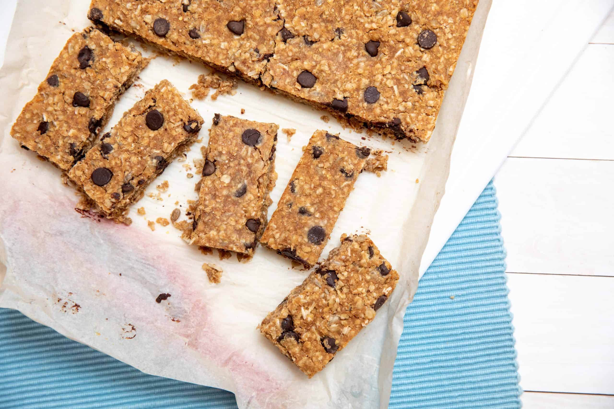 sweet and salty lentil granola bars with chocolate chips