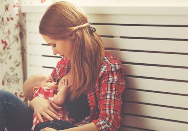 Breastfeeding Moms: 8 Tips For A Smooth Transition Back to Work