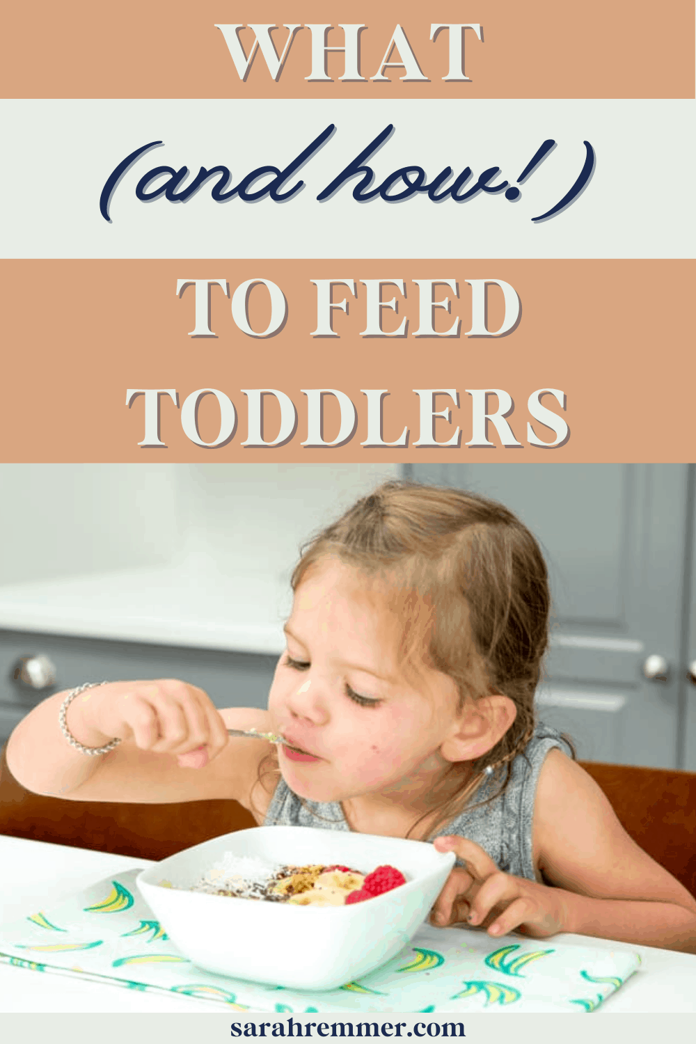 Let’s dive in on what and how to feed toddlers! Specifically, the best foods and meals for toddlers and how much they should eat in a day to promote growth and healthy development! 