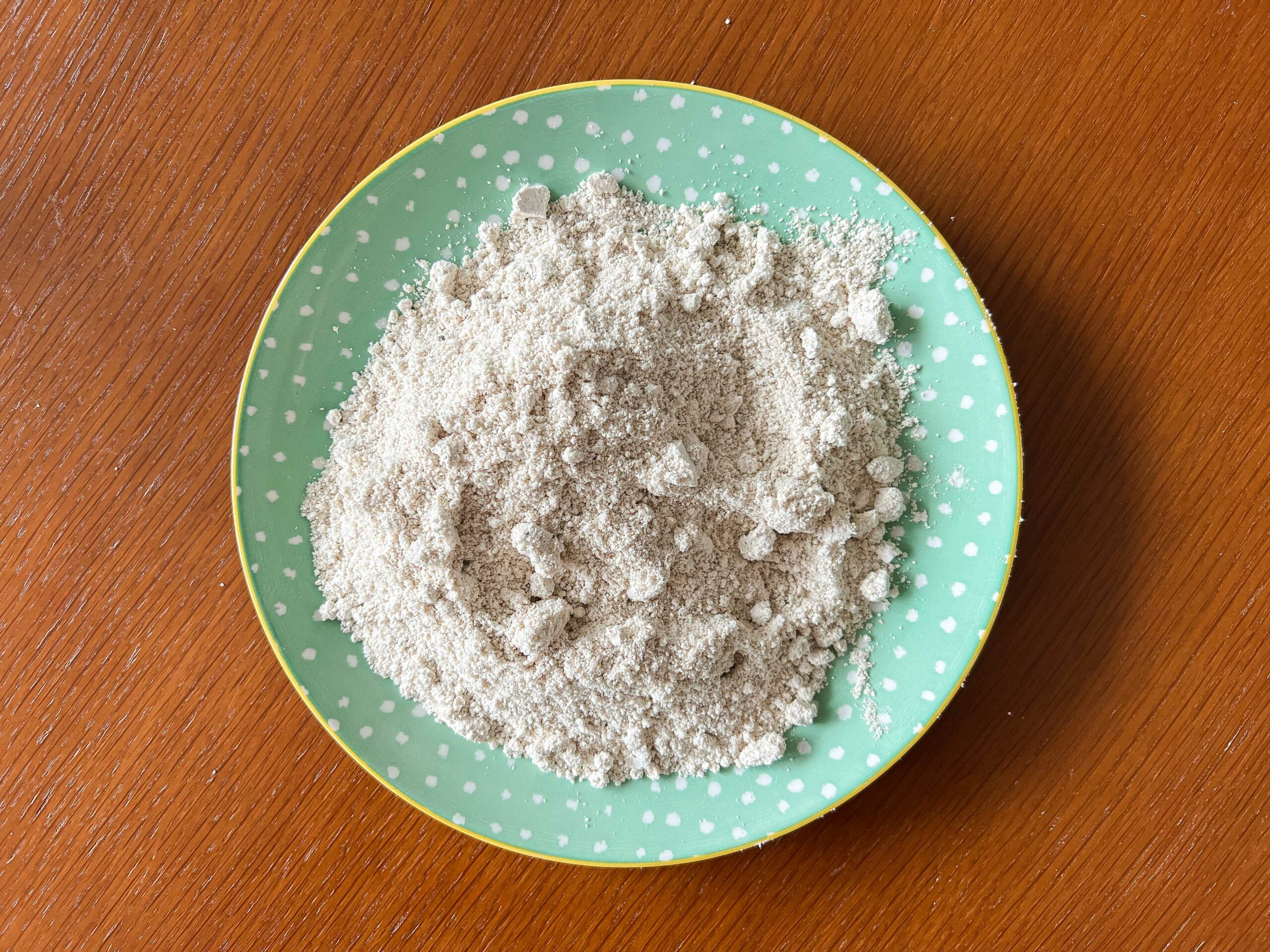 How to Make Oat Flour in One Easy Step